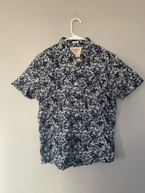 Abercrombie & Fitch Men’s Navy Floral Short-Sleeve Button-Up Shirt
